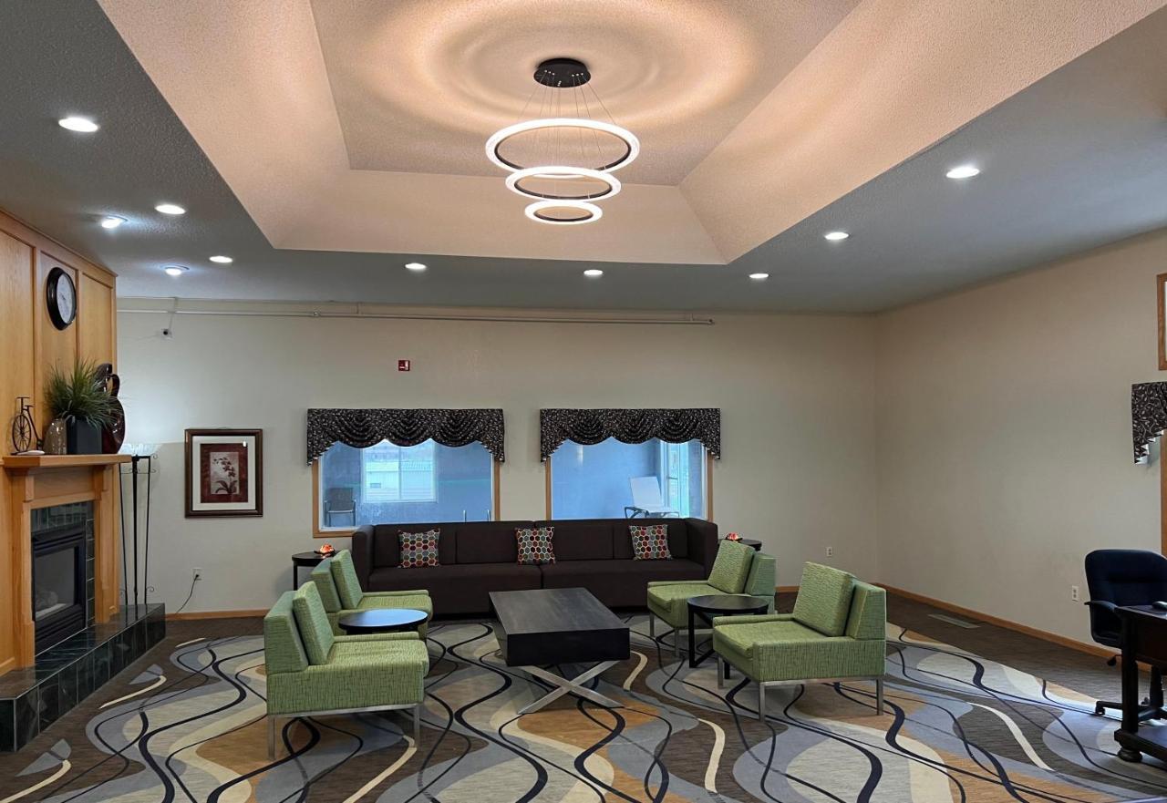Grandstay Hotel And Suite Waseca Exterior photo